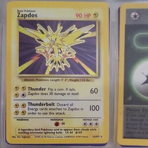 Pokemon Card Zapdos